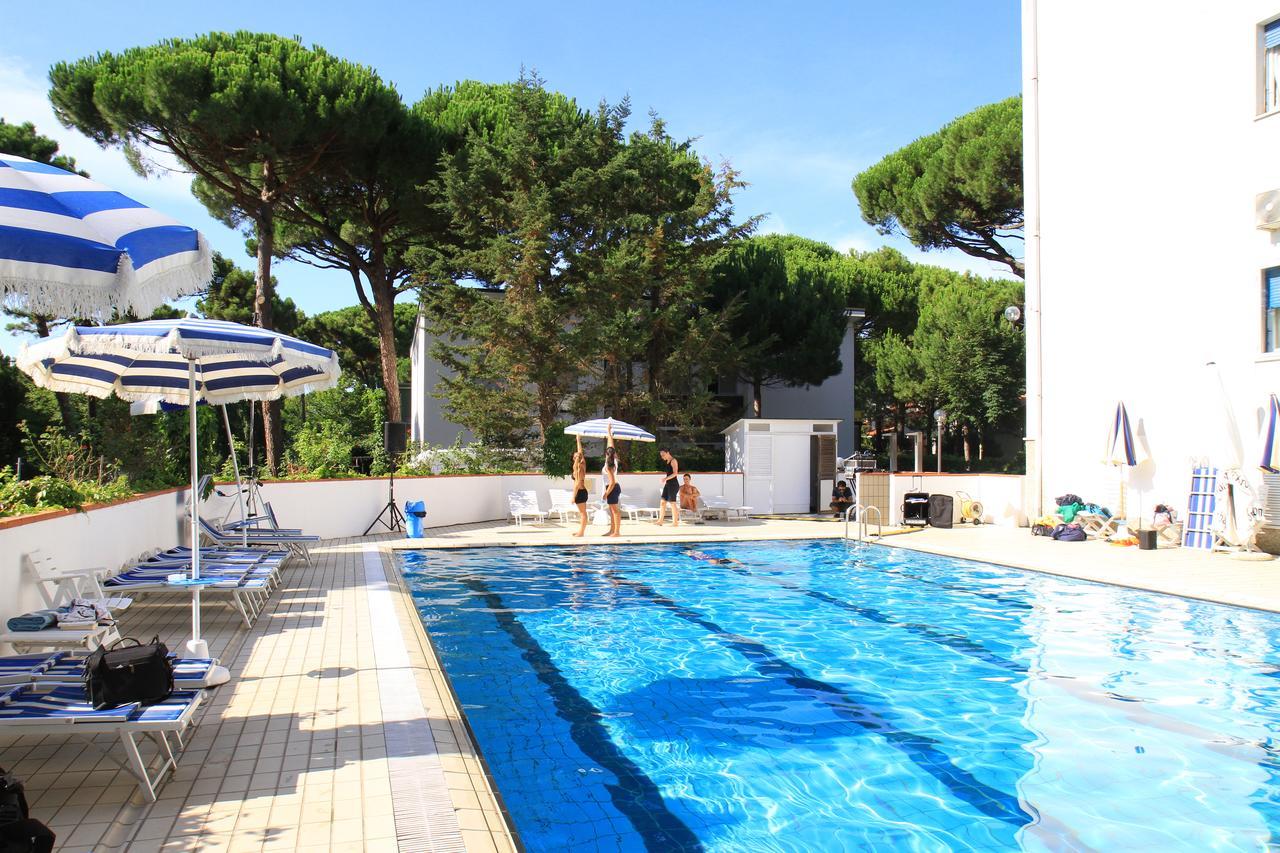 G&D Hotel Deanna Pool&Brunch Milano Marittima Exteriér fotografie